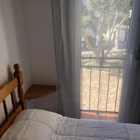 Planta Baixa Amb Jardi I Vistes Al Mar